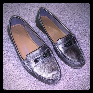 Coach flats